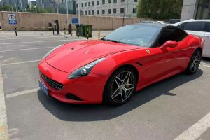 California T 法拉利 3.9T 標準型