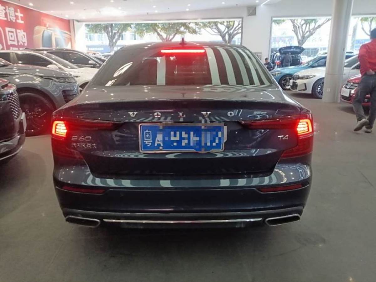 沃爾沃 S60L  2021款 T4 智逸豪華版圖片