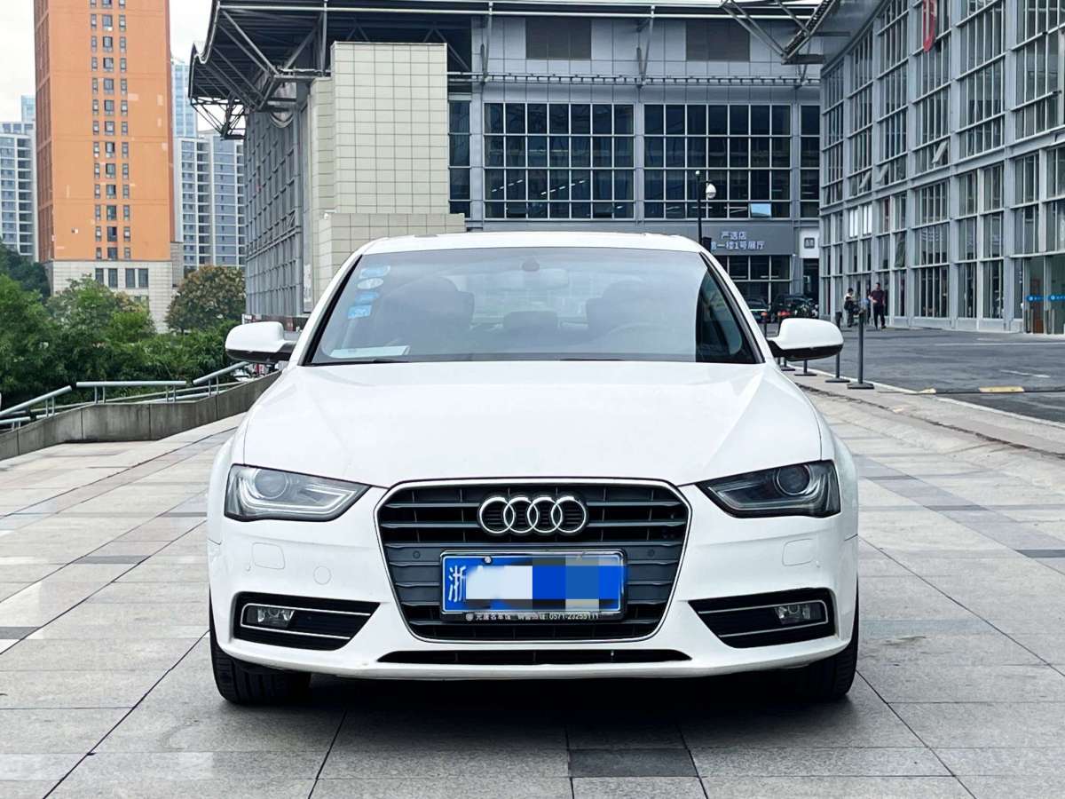 奧迪 奧迪A4L  2015款 35 TFSI 自動標準型圖片