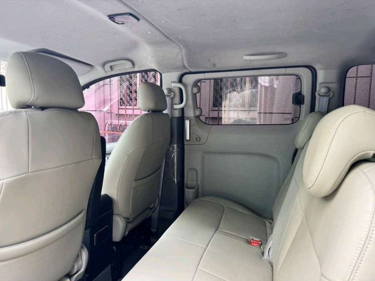 日產(chǎn) NV200  2018款 1.6L CVT豪華型圖片