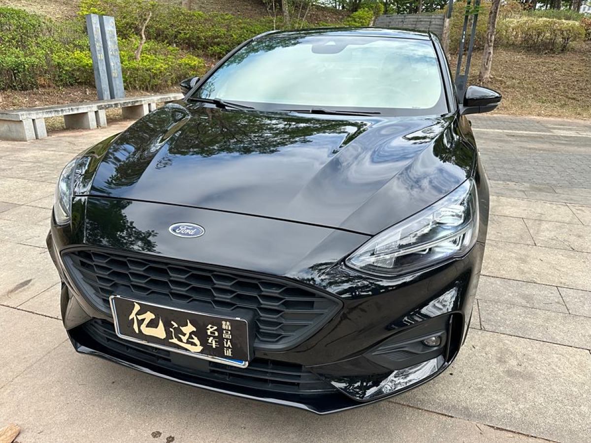 福特 ?？怂? 2021款 三廂 EcoBoost 180 自動ST Line圖片