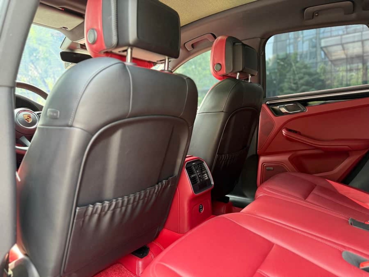 保時(shí)捷 Macan  2023款 Macan 2.0T圖片