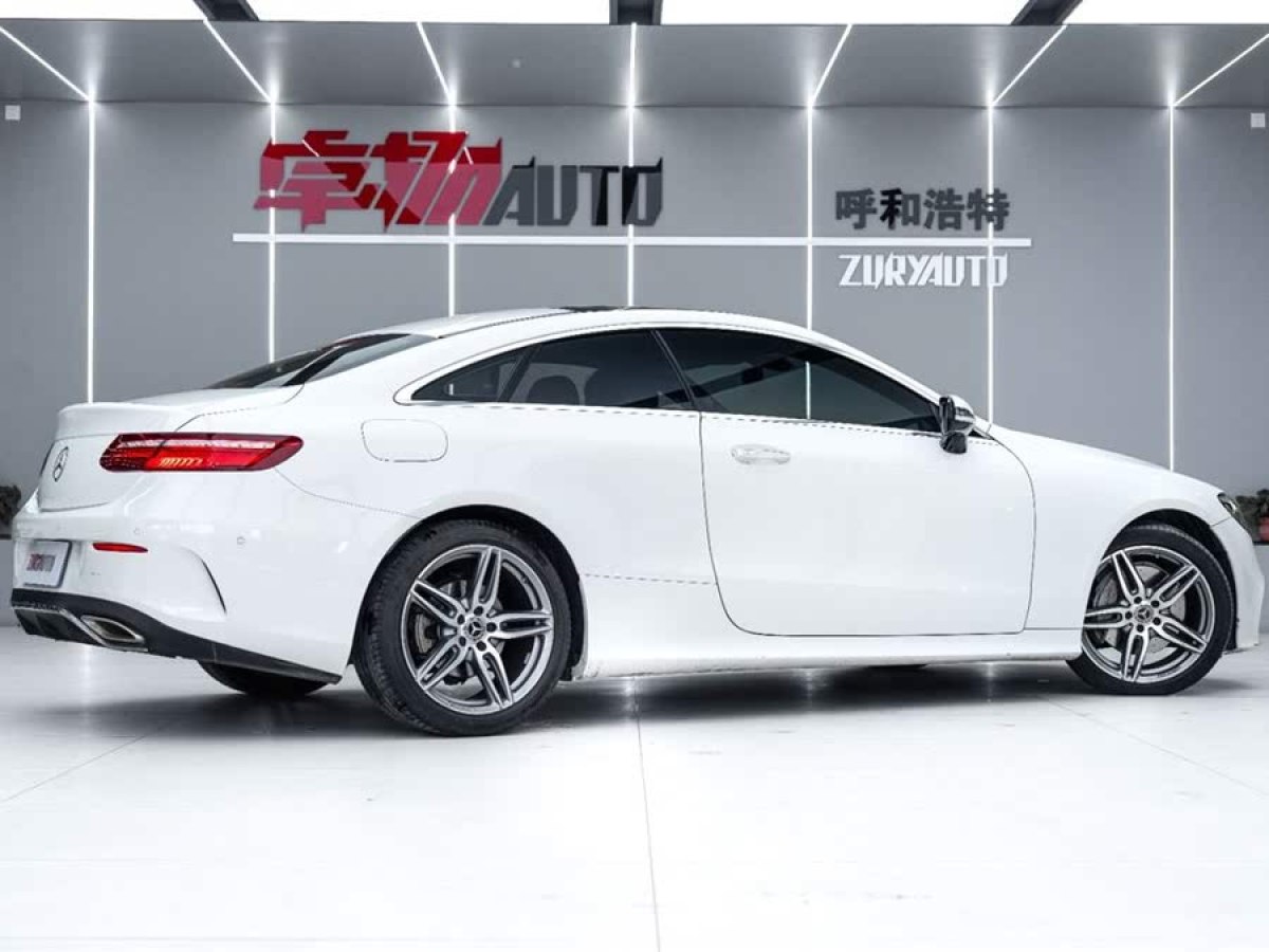 奔馳 奔馳E級(jí)  2020款 E 260 轎跑車圖片