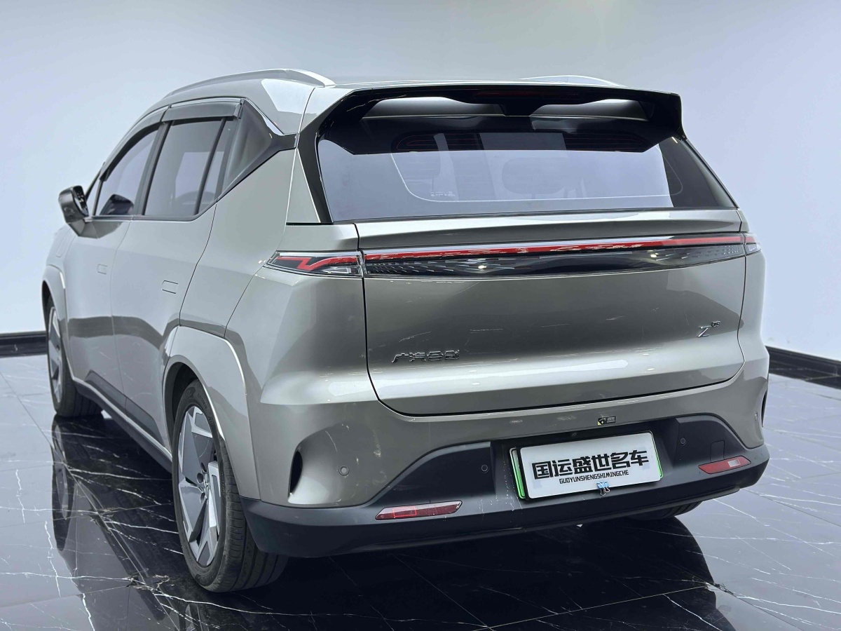 2022年10月合創(chuàng) 合創(chuàng)Z03  2022款 510km 潮智版 135kW 64.23kWh