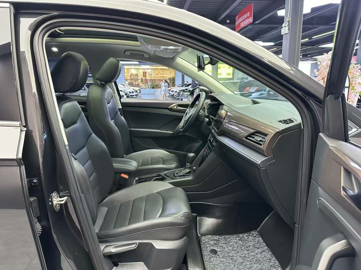 大眾 途岳  2023款 300TSI 兩驅(qū)新月版圖片