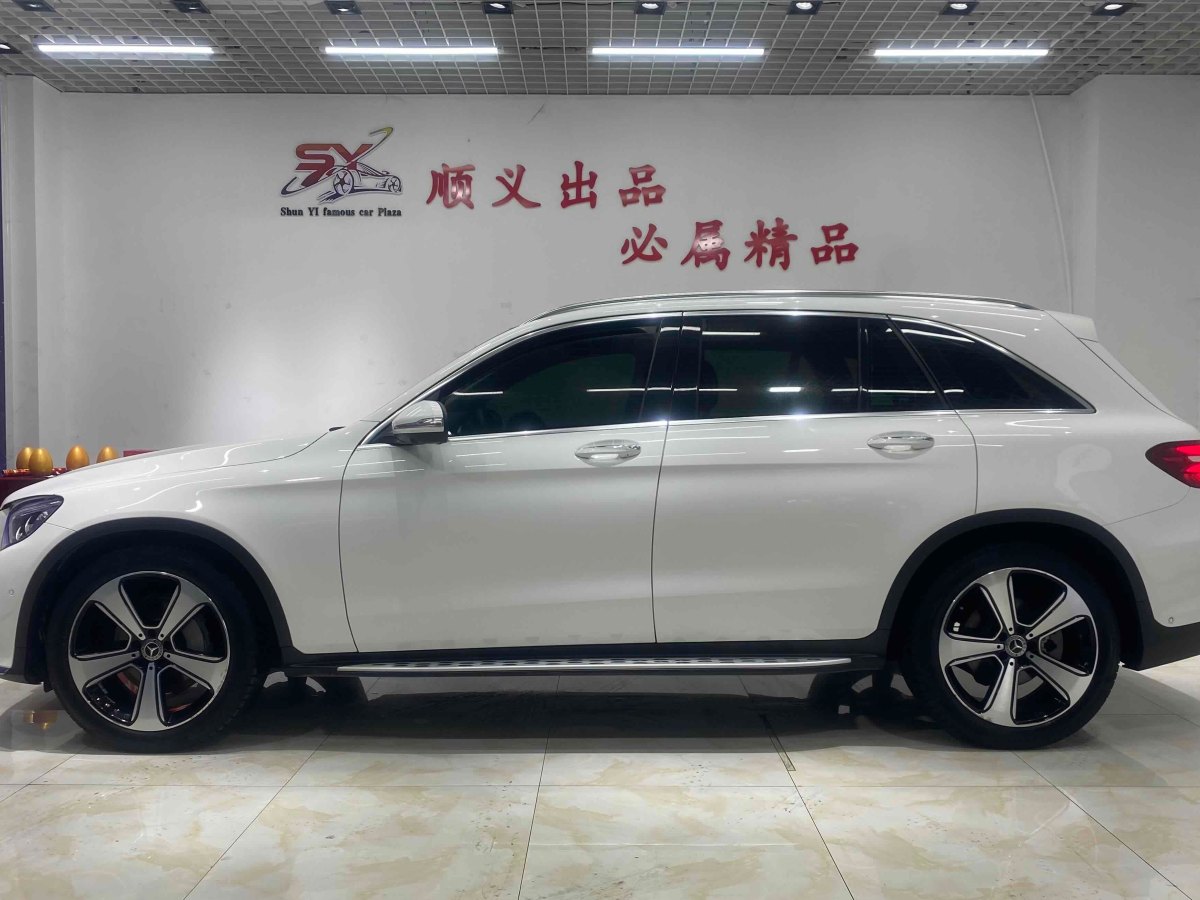 奔馳 奔馳GLC  2018款 改款 GLC 260 4MATIC 豪華型圖片