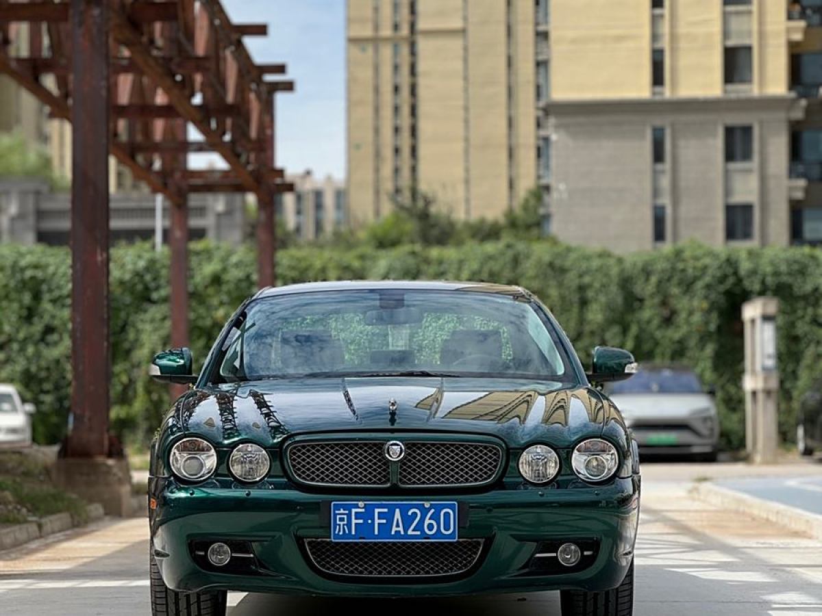 捷豹 XJ  2007款 XJ6L 3.0皇家加長版圖片