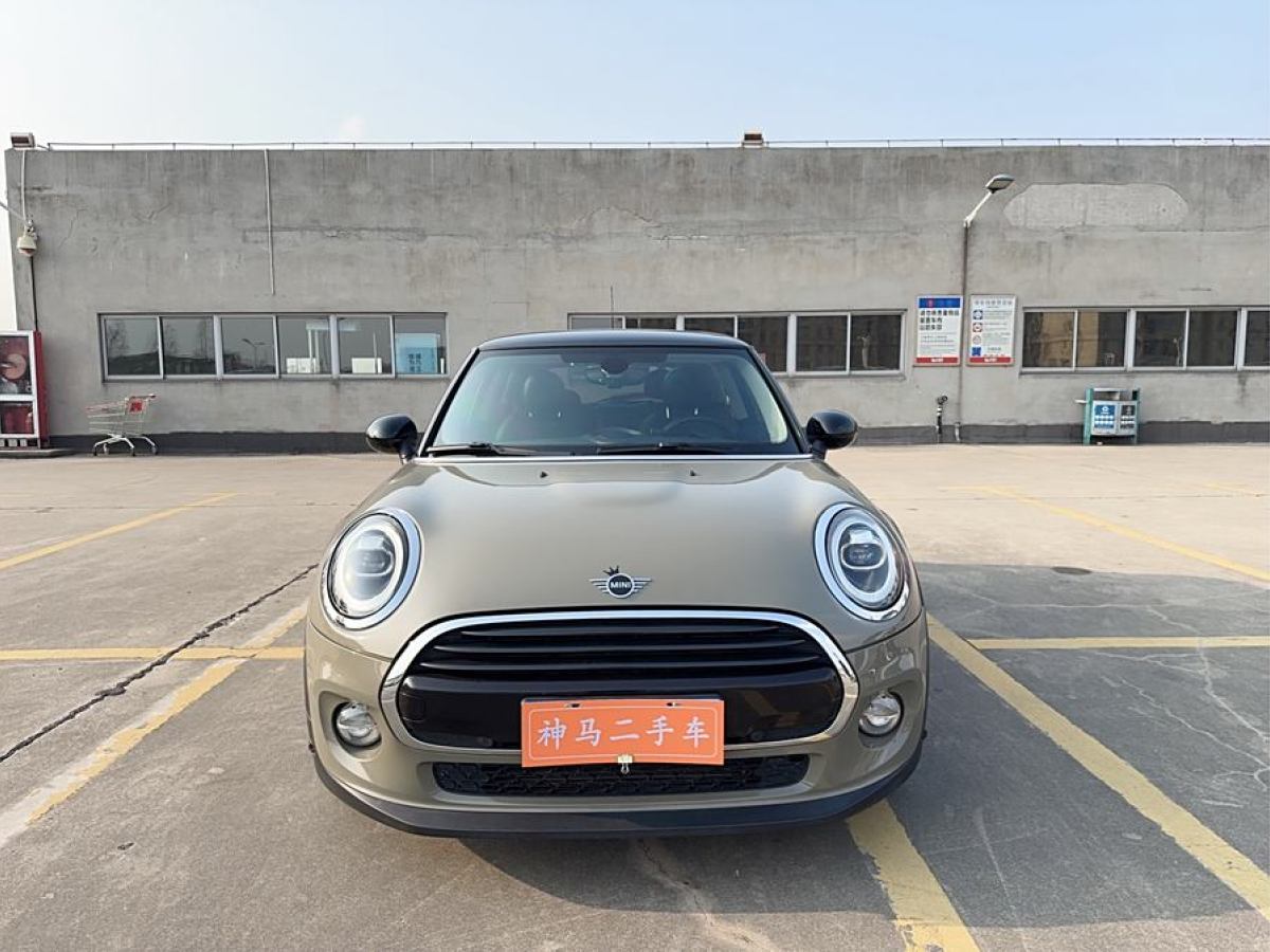 MINI MINI  2019款 1.5T COOPER 經(jīng)典派圖片