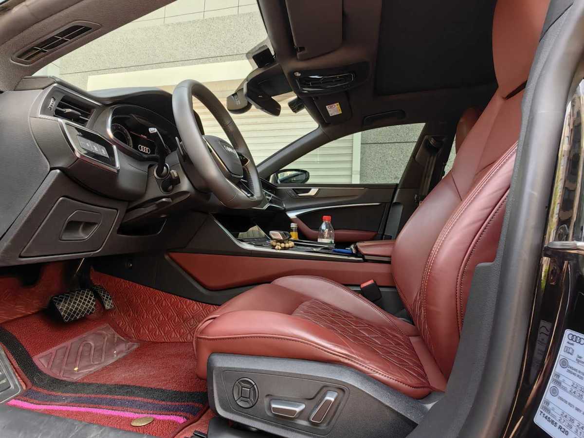 奧迪 奧迪A7L  2023款 45 TFSI quattro S-line 黑武士版圖片