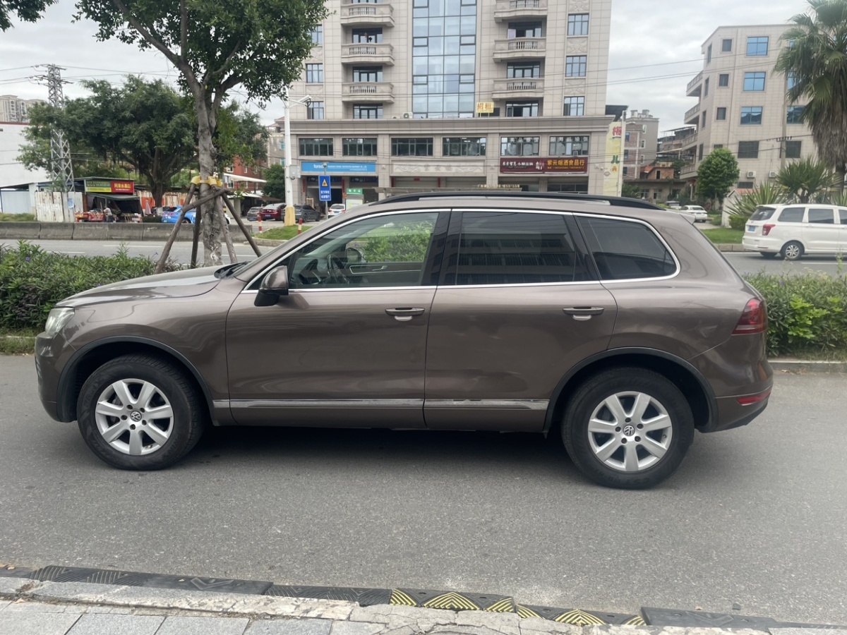 大眾 途銳  2011款 3.0TSI 標配型圖片