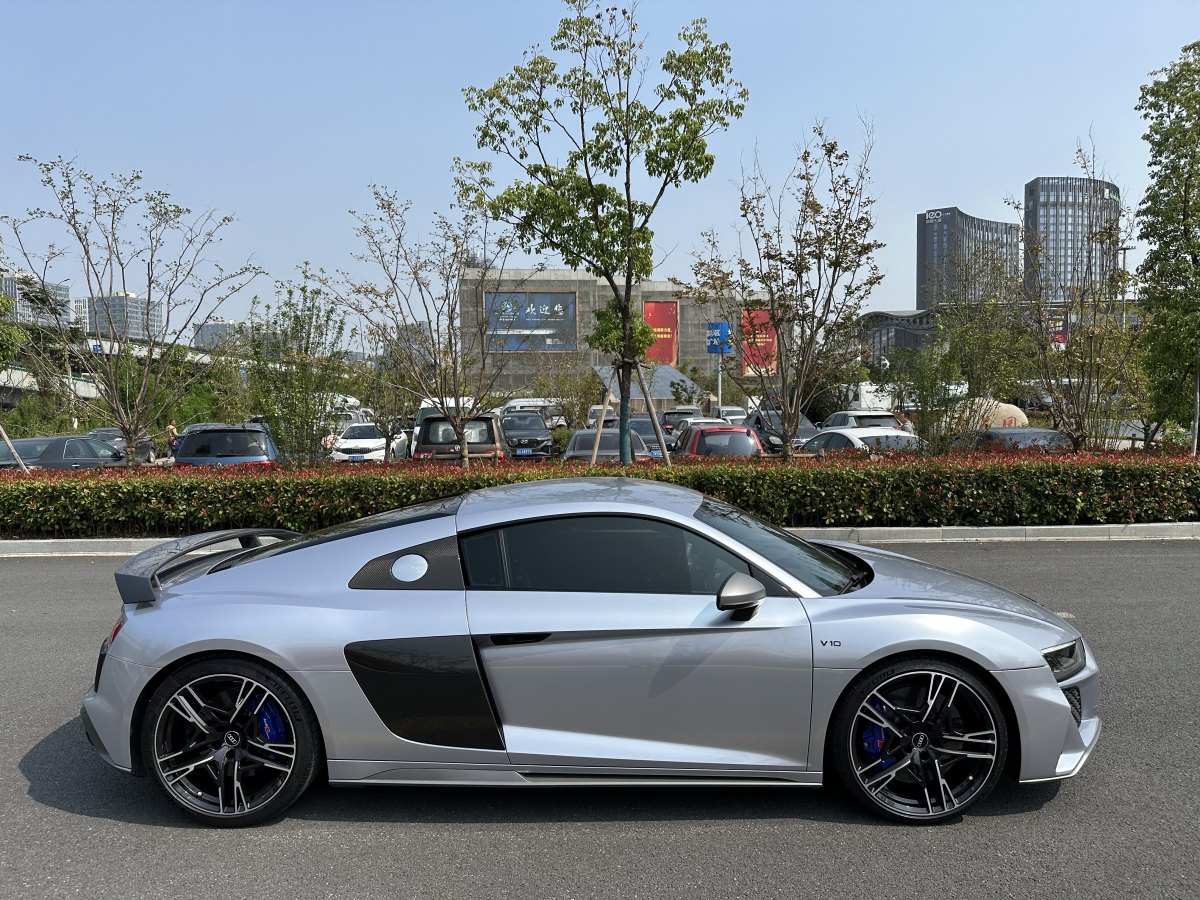 奧迪 奧迪R8  2022款 V10 Coupe performance圖片