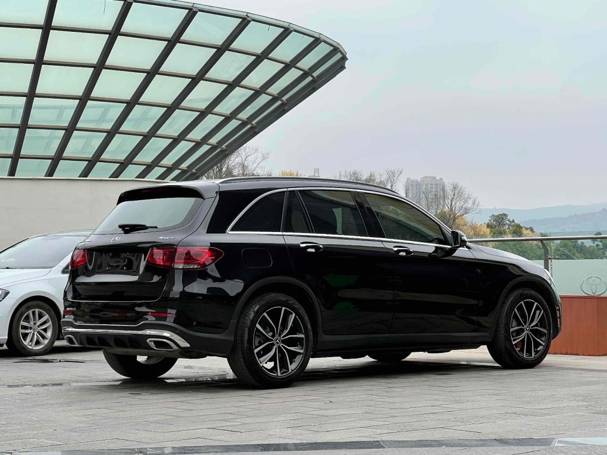 奔馳 奔馳GLC  2018款 改款 GLC 300 4MATIC 動感型圖片