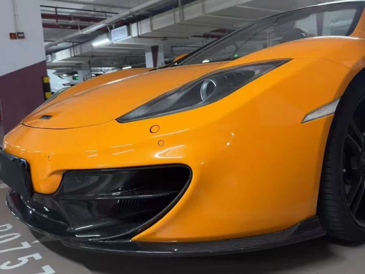 邁凱倫 12C  2013款 3.8T SPIDER 50周年紀(jì)念版圖片