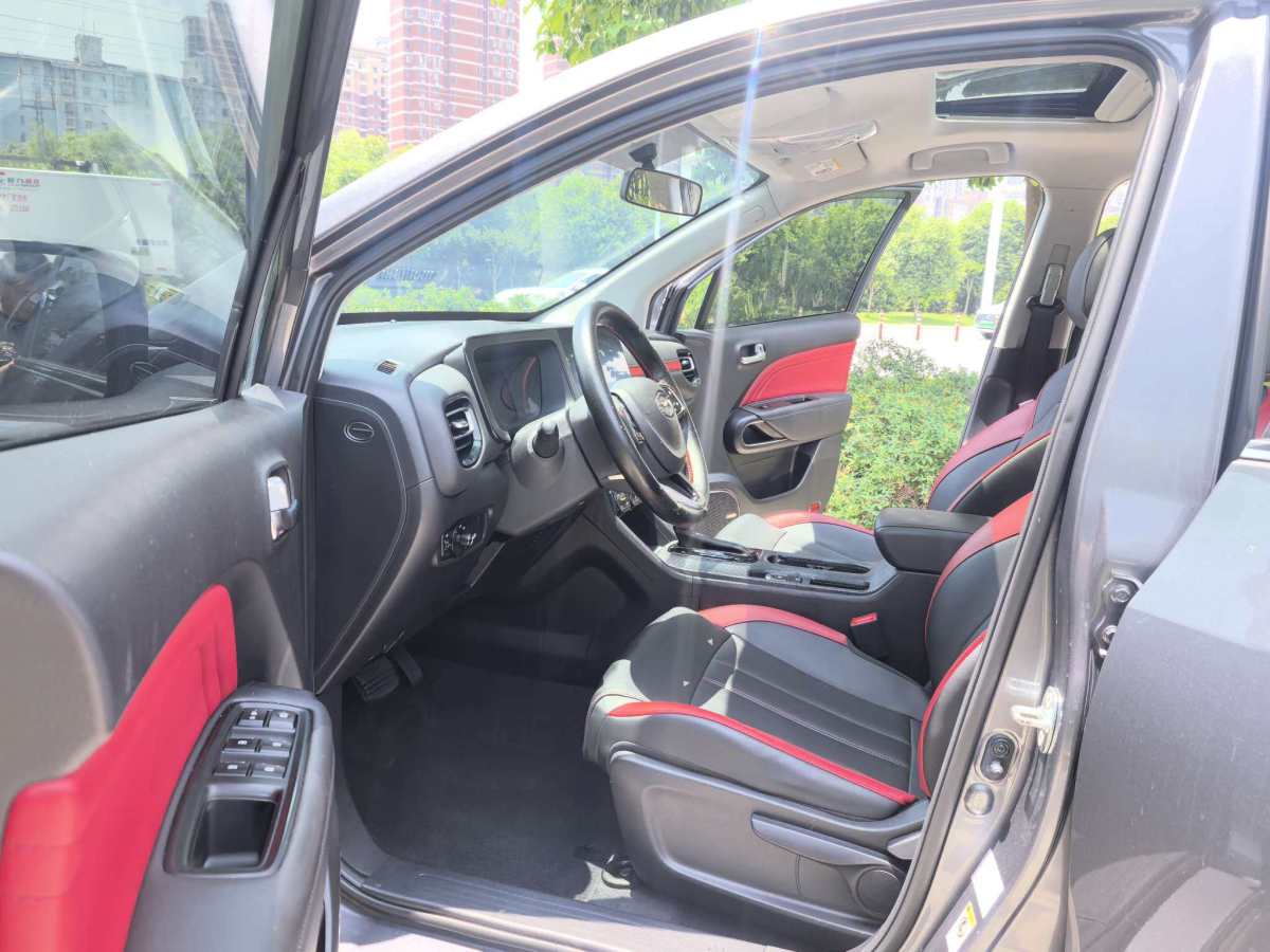 廣汽傳祺 GS3  2021款 POWER 270T 自動(dòng)勁享版圖片