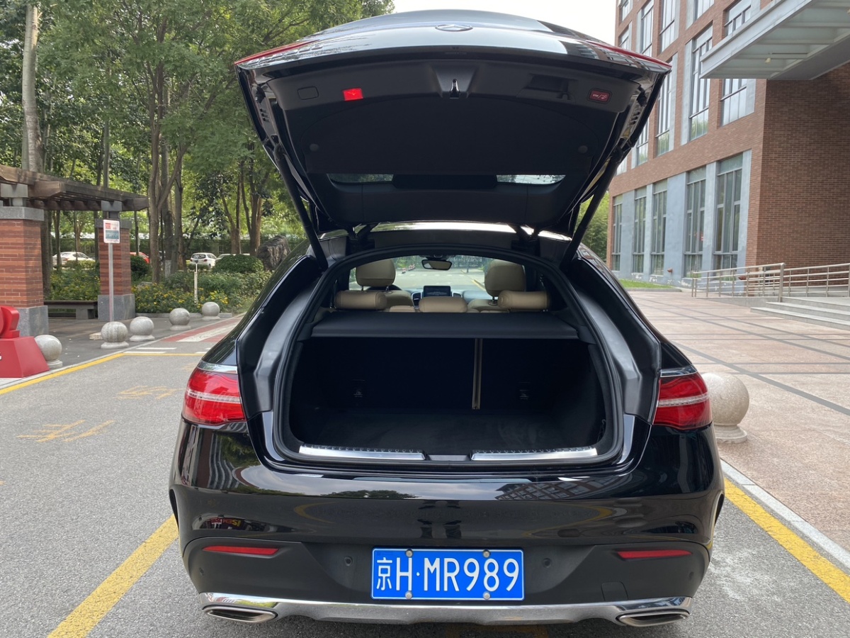 奔驰 奔驰GLE轿跑  2018款 GLE 320 4MATIC 轿跑SUV图片