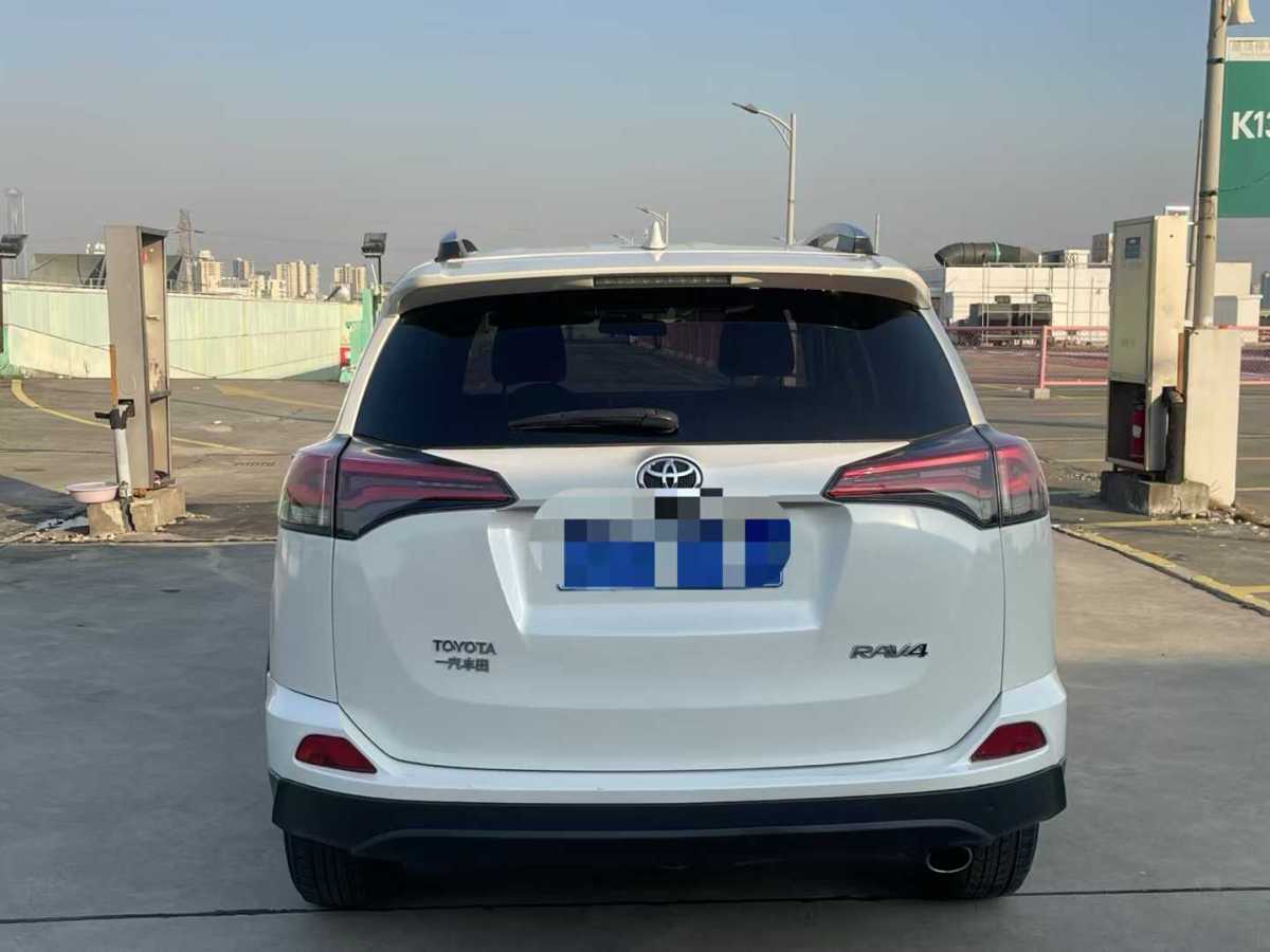 丰田 RAV4  2016款 荣放 2.0L CVT两驱舒适版图片