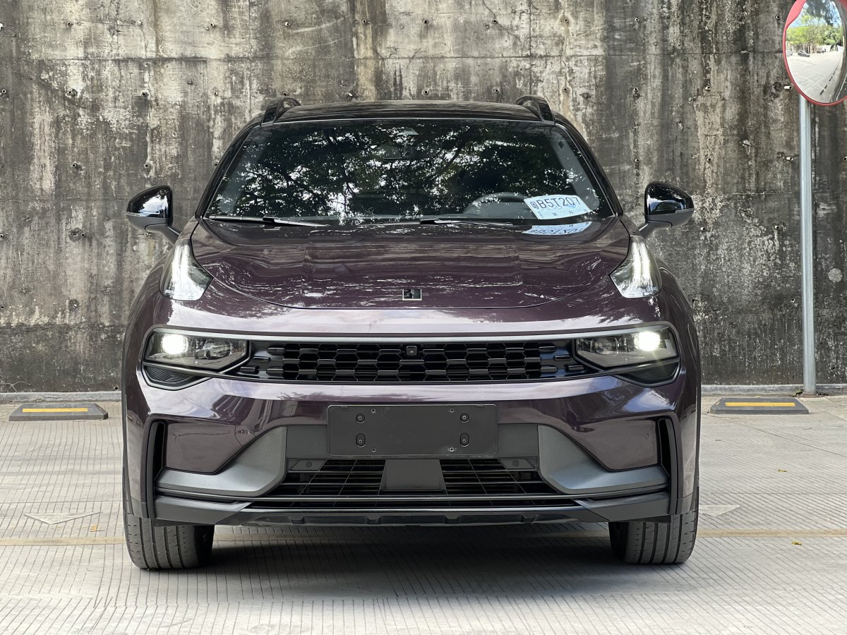 領(lǐng)克 領(lǐng)克01新能源  2022款 1.5TD PHEV Plus圖片