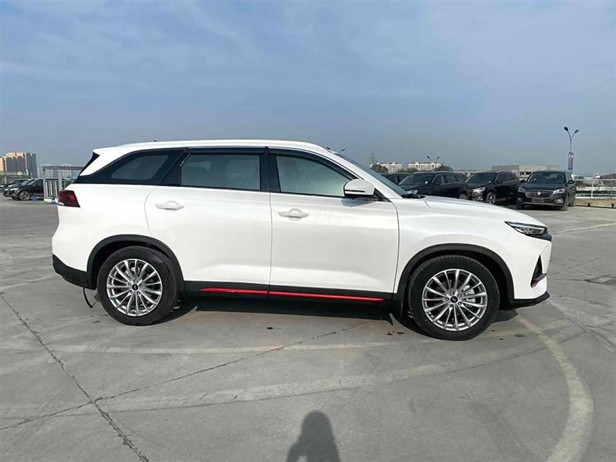 長(zhǎng)安歐尚 長(zhǎng)安歐尚X7 PLUS  2022款 1.5T 藍(lán)鯨自動(dòng)豪華型圖片