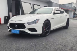 Ghibli 瑪莎拉蒂 3.0T 標(biāo)準(zhǔn)版