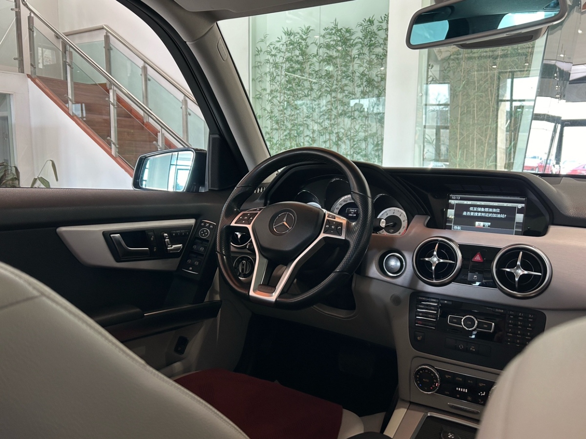 奔馳 奔馳GLK級(jí)  2015款 GLK 300 4MATIC 時(shí)尚型 極致版圖片