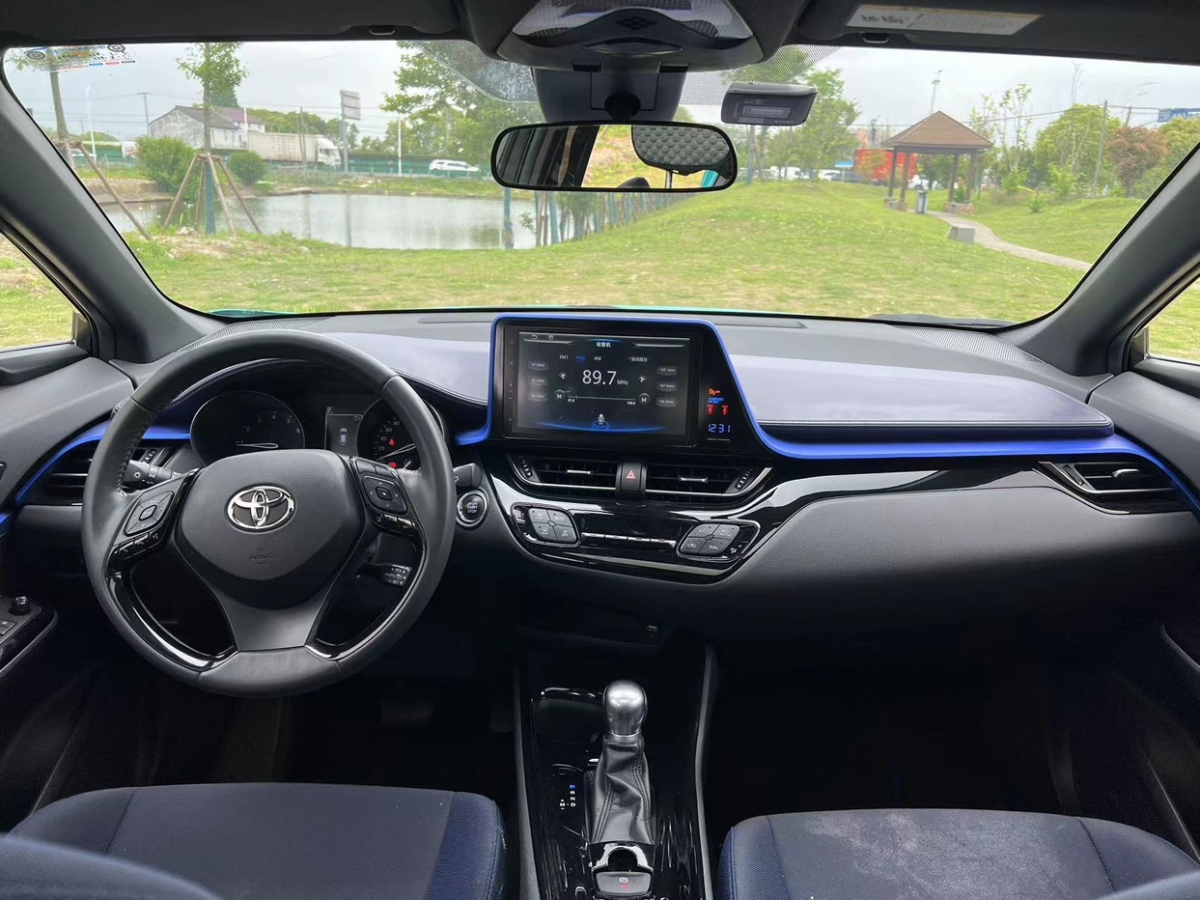 2019年6月丰田 C-HR  2018款 2.0L 酷越豪华天窗版 国V