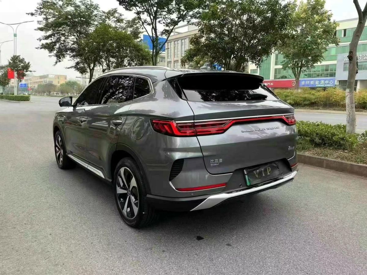 比亞迪 宋MAX新能源  2022款 DM-i 105KM 尊榮型圖片