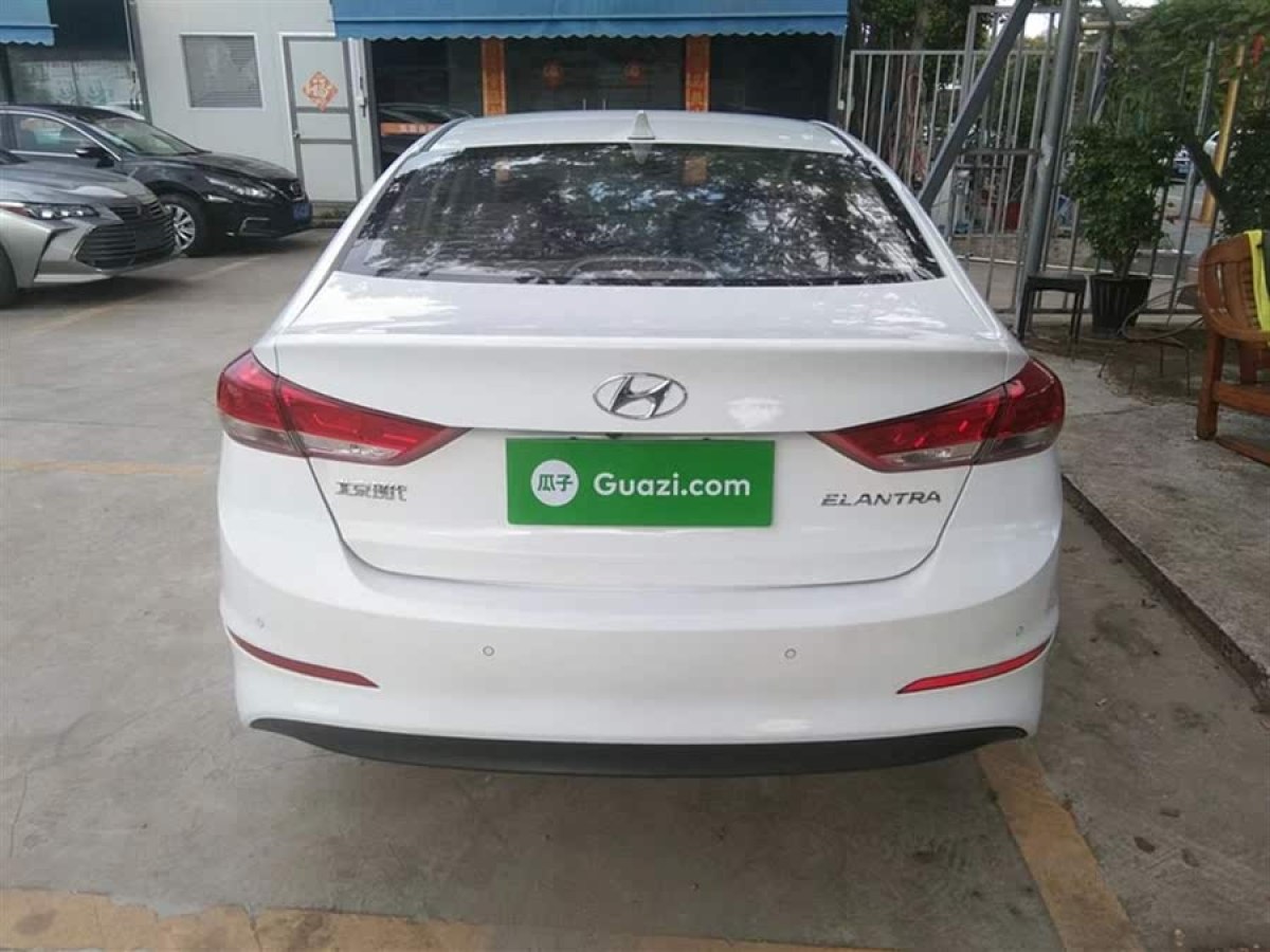 現(xiàn)代 領(lǐng)動  2019款 1.5L CVT智炫?精英型圖片