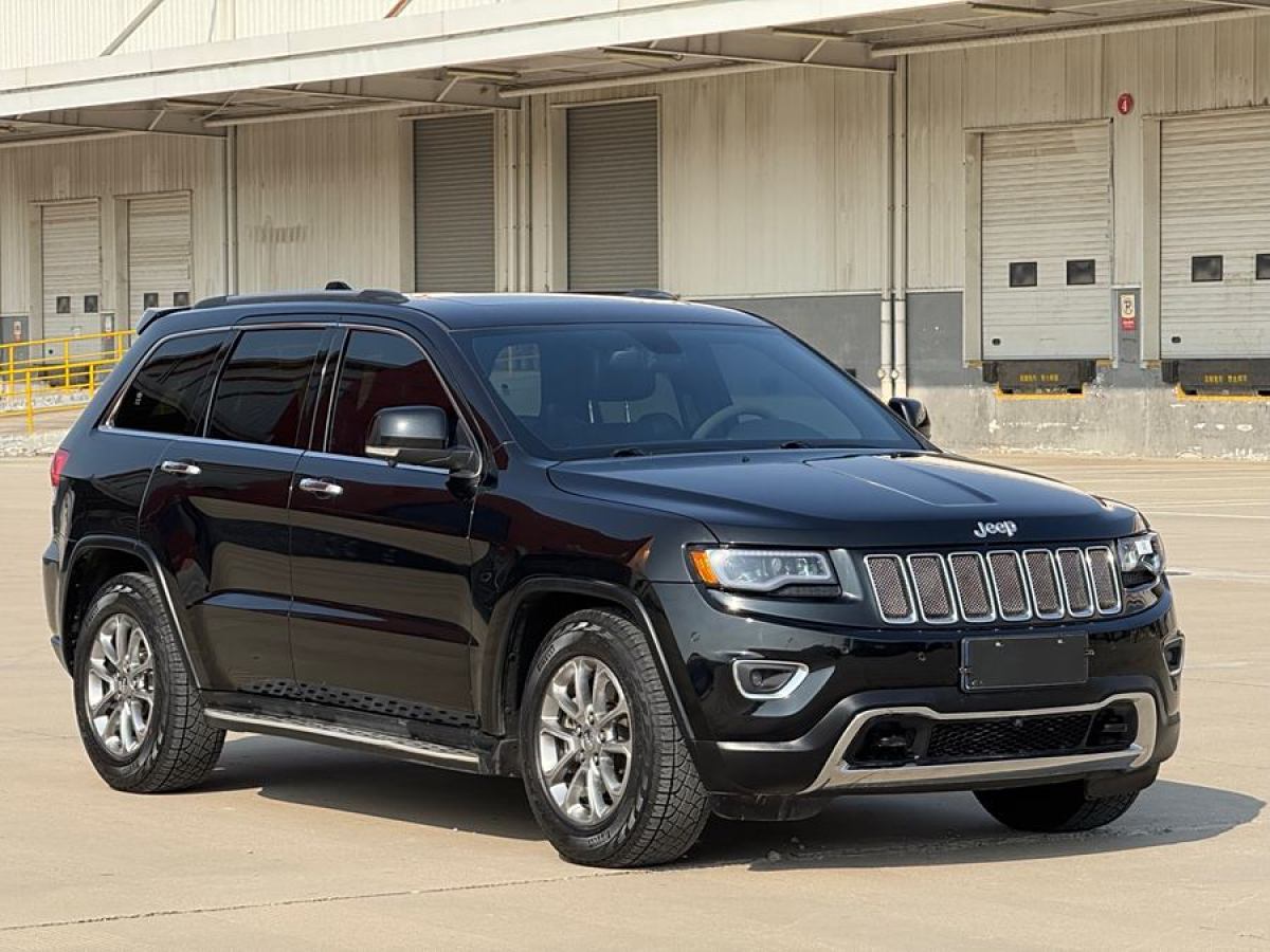 Jeep 大切諾基  2014款 3.6L 精英導(dǎo)航版圖片