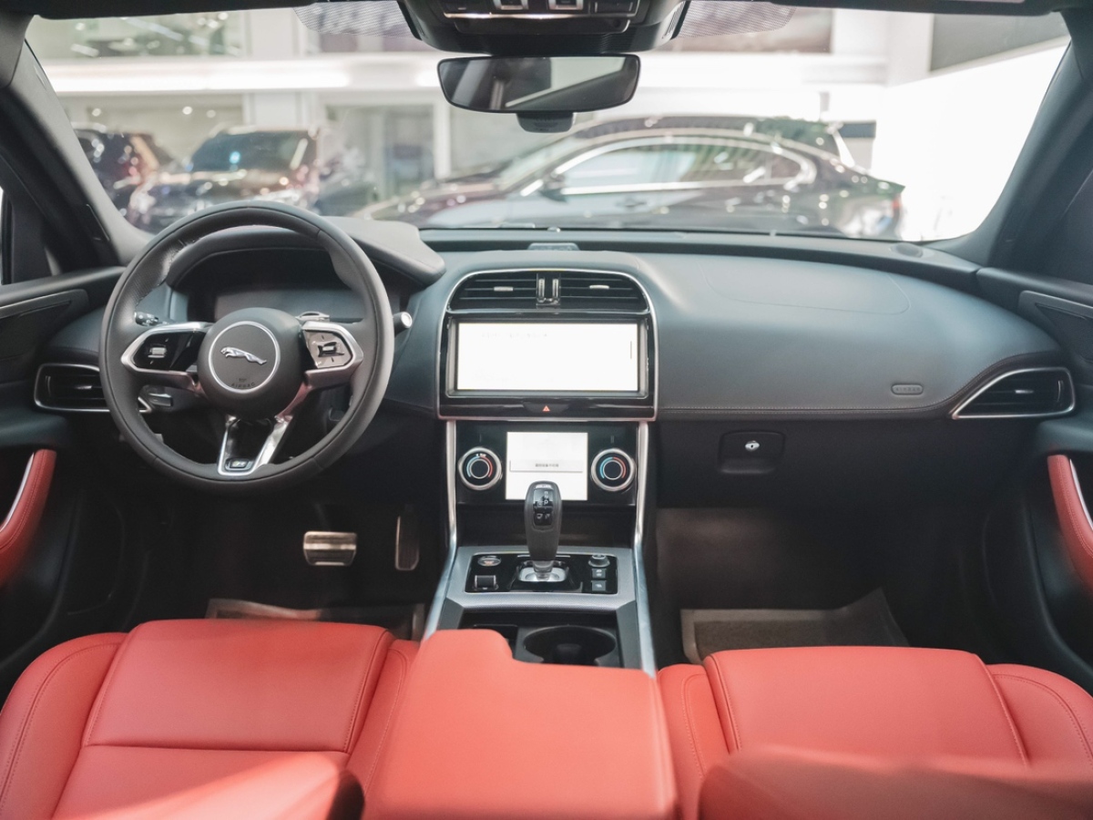 捷豹 XEL  2022款 2.0T 250PS R-DYNAMIC S進(jìn)取運(yùn)動(dòng)版圖片