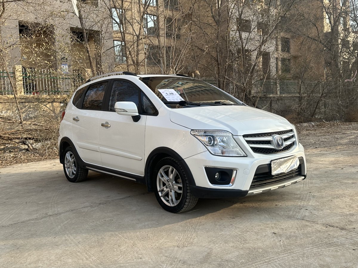 長(zhǎng)安 CX20  2014款 1.4L 手動(dòng)天窗導(dǎo)航版 國(guó)V圖片