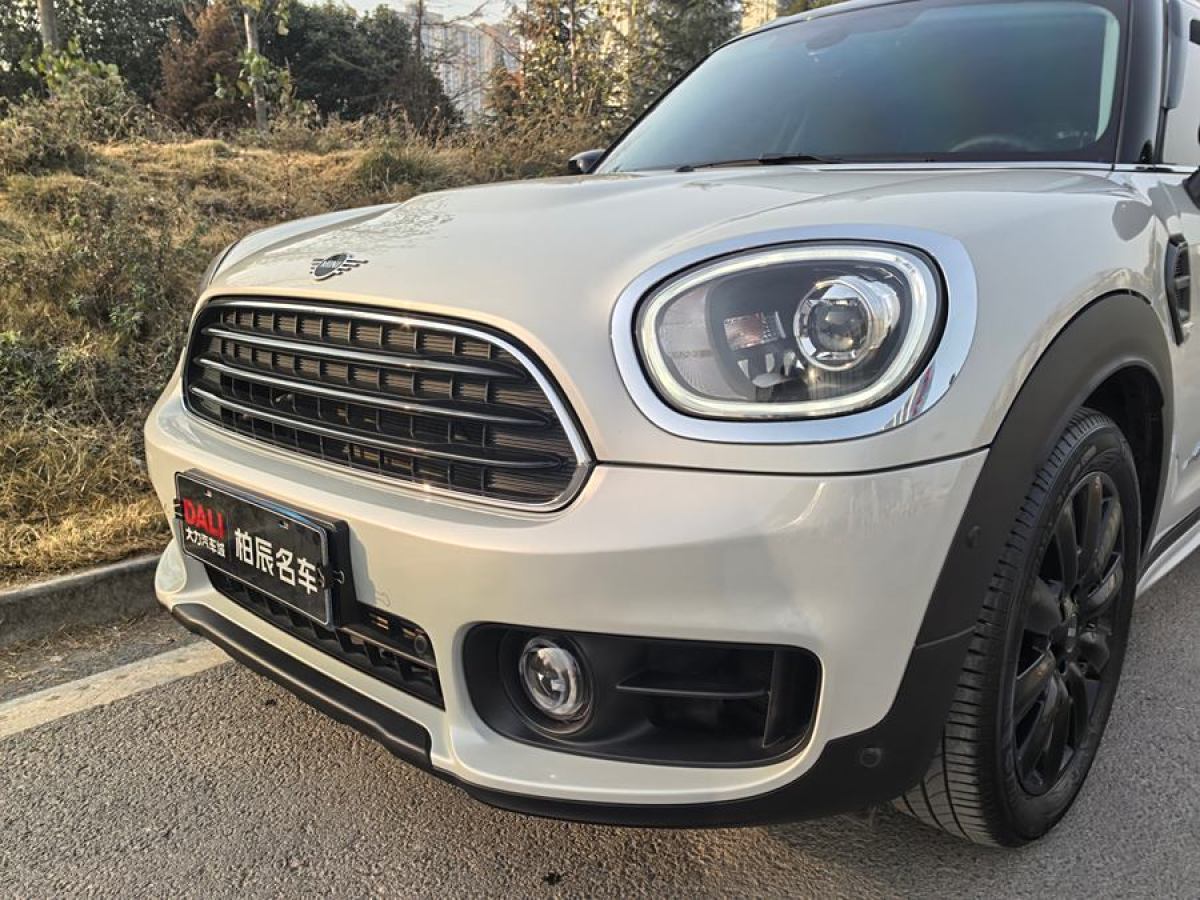 MINI COUNTRYMAN  2020款 1.5T COOPER ALL4 極地版圖片