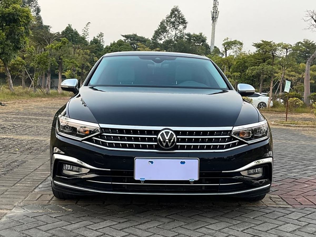 大眾 邁騰  2023款 200萬輛紀(jì)念版 330TSI DSG豪華型圖片