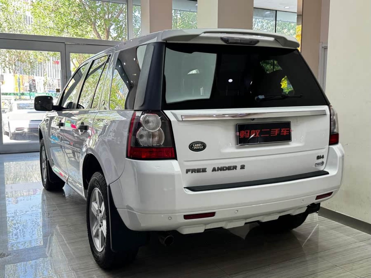路虎 神行者2  2012款 2.0T Si4 SE汽油版圖片