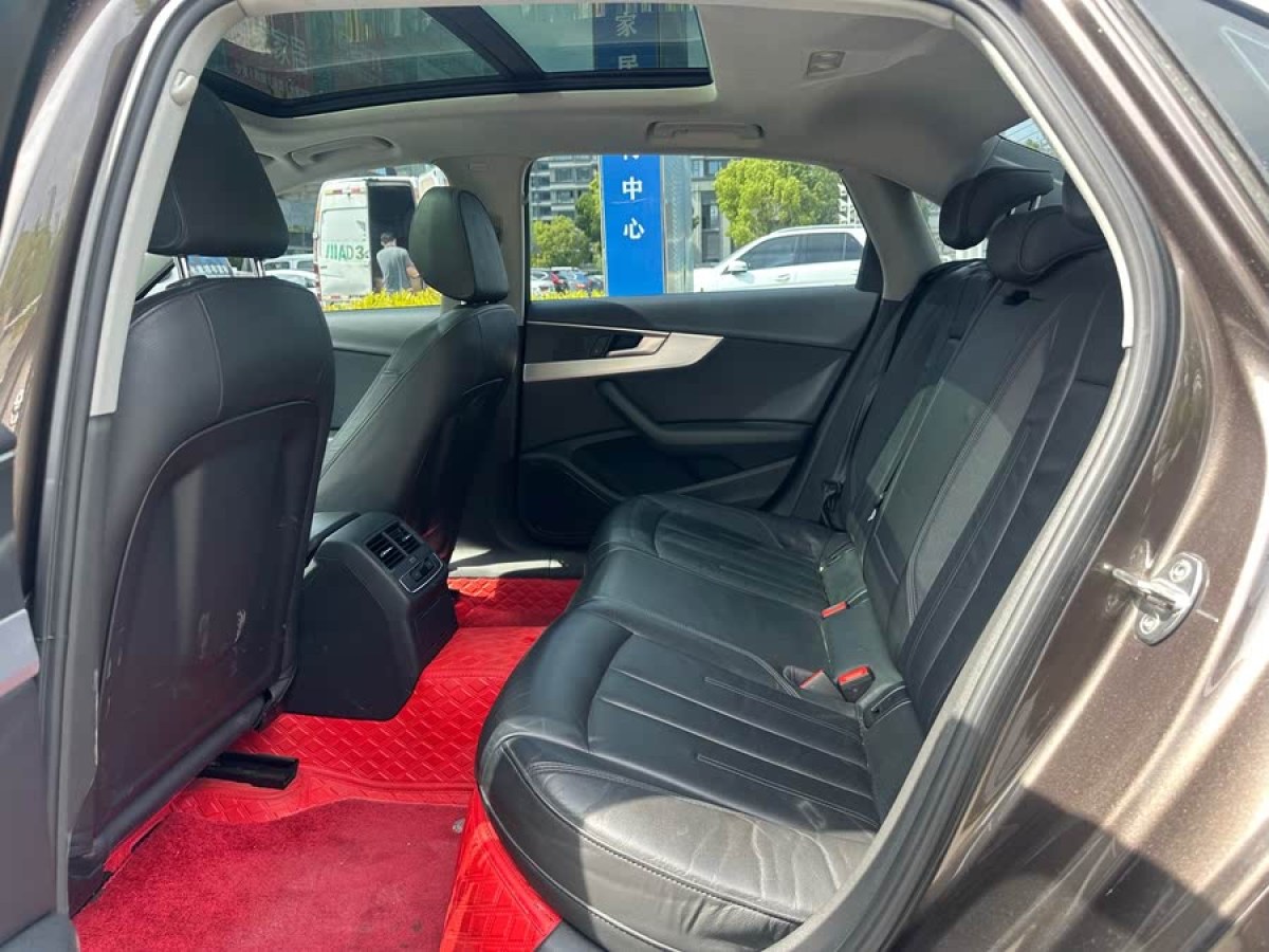 奧迪 奧迪A4L  2018款 30周年年型 45 TFSI quattro 個性運動版圖片