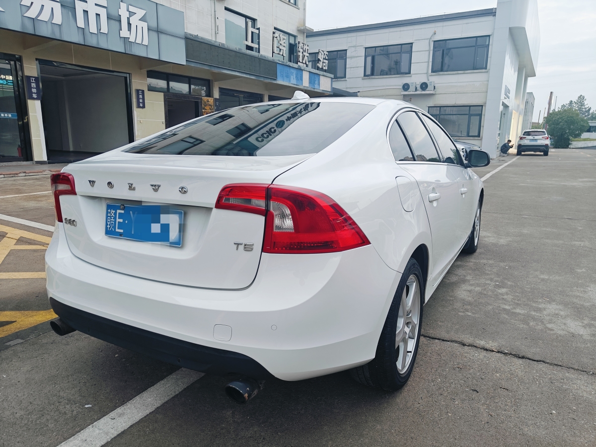 沃爾沃 S60  2012款 T5 智雅版圖片