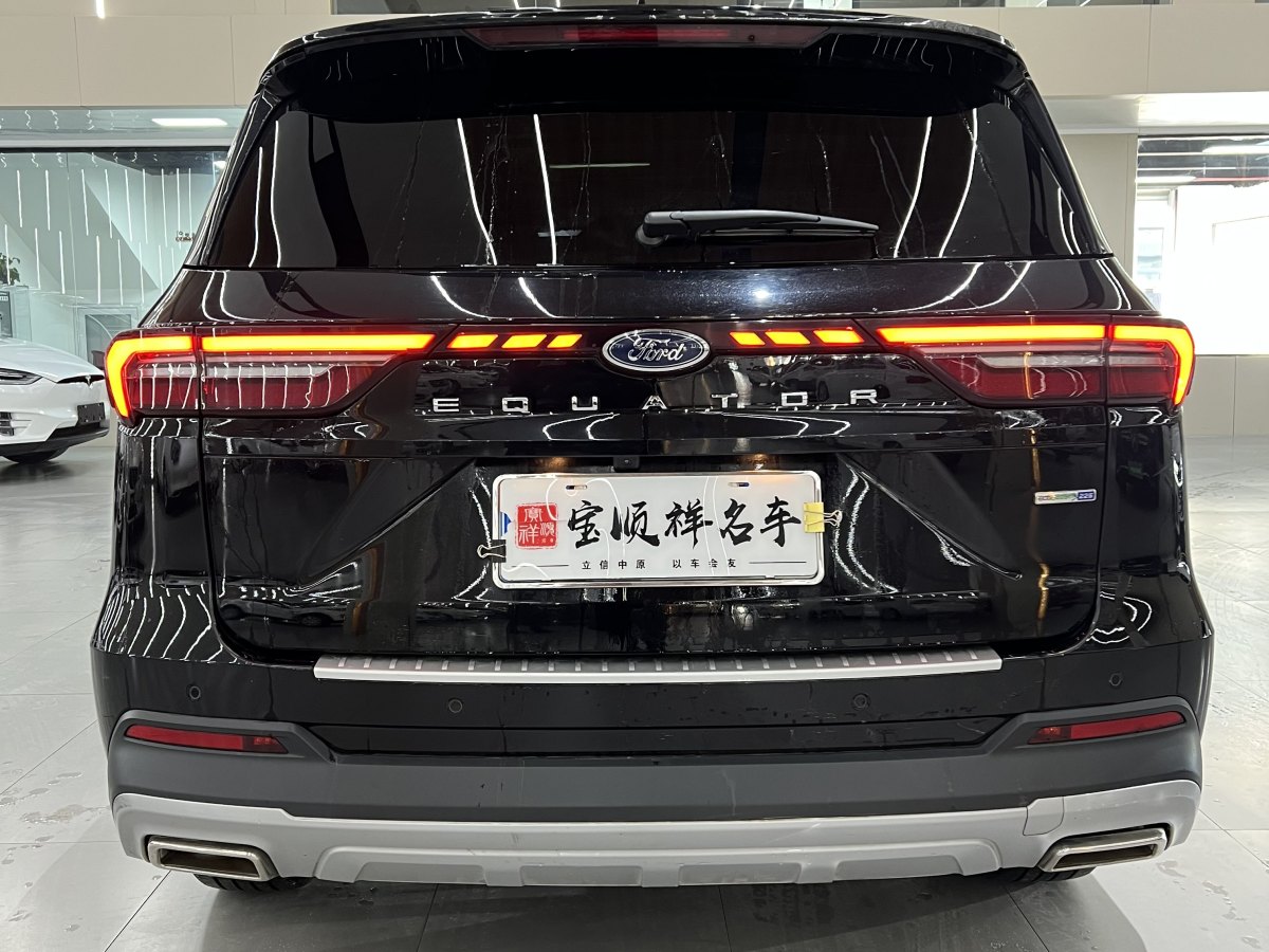 2021年11月福特 領(lǐng)裕  2021款 EcoBoost 225 鉑領(lǐng)型 6座