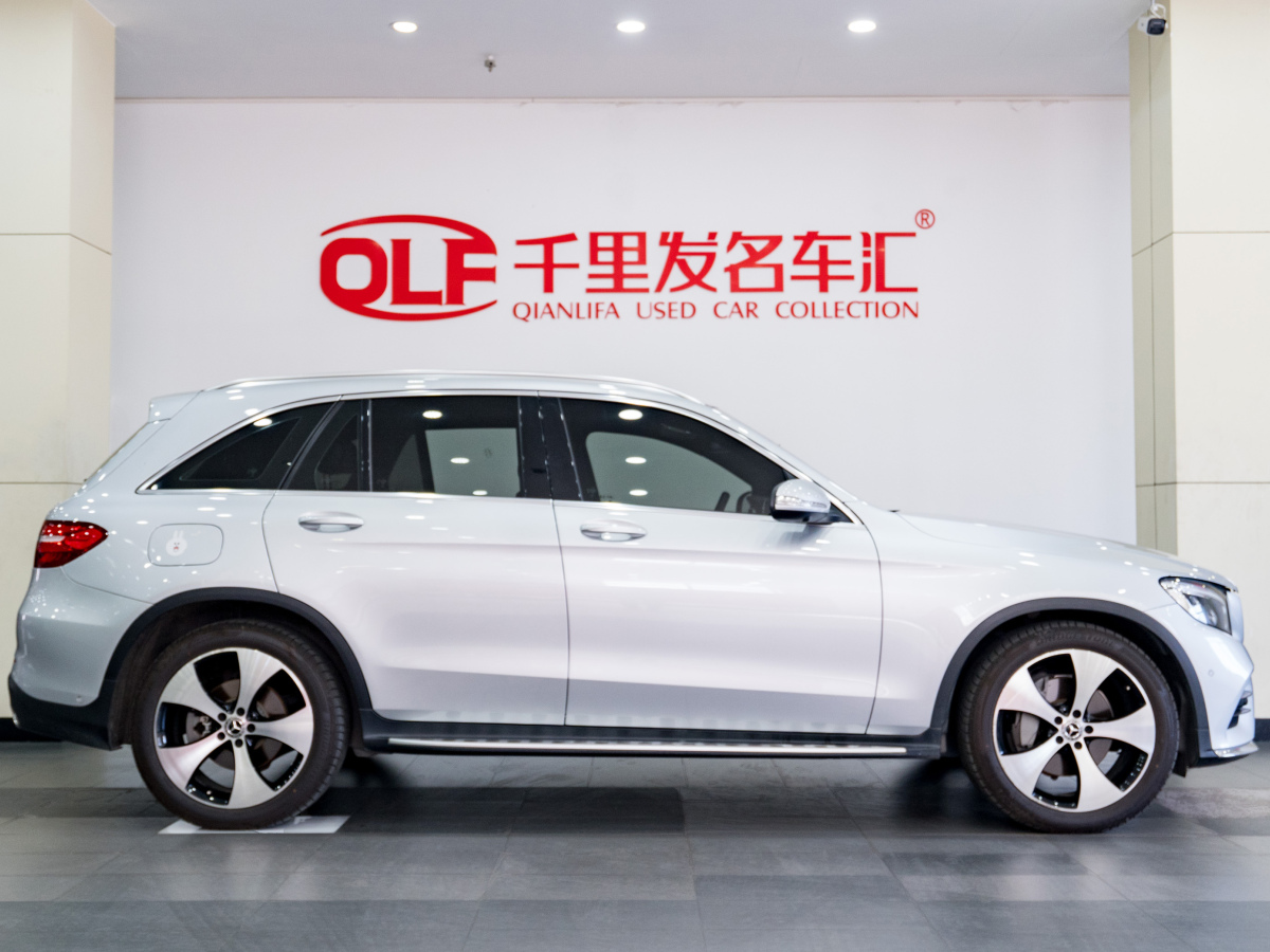 奔馳 奔馳GLC  2018款 GLC 300 4MATIC 動(dòng)感型圖片