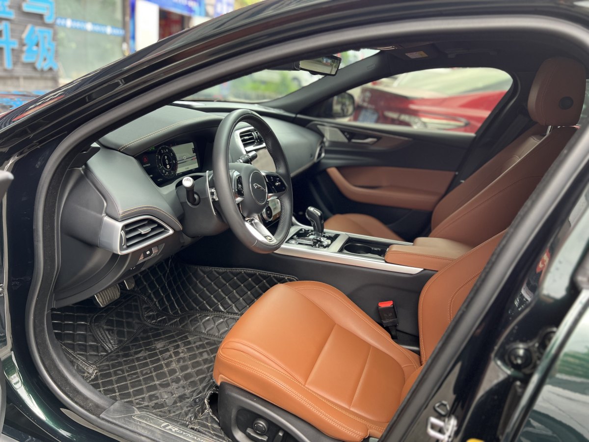 2021年6月捷豹 XEL  2021款 2.0T 250PS R-DYNAMIC SE科技運動版