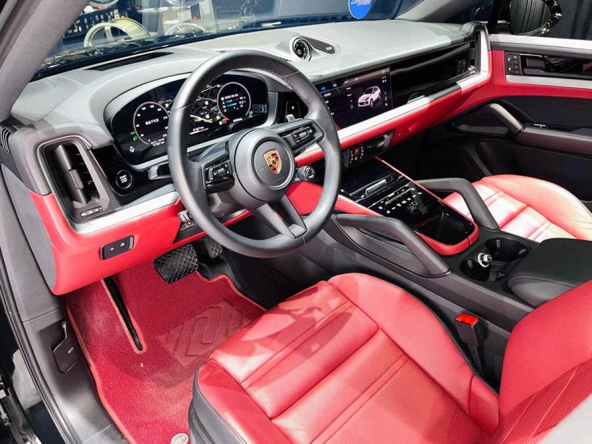 保時(shí)捷 Cayenne  2024款 Cayenne Coupé 3.0T圖片
