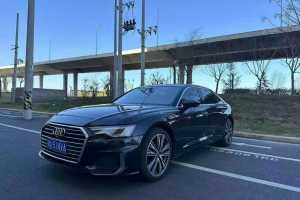 奥迪A6L 奥迪 45 TFSI quattro 臻选动感型