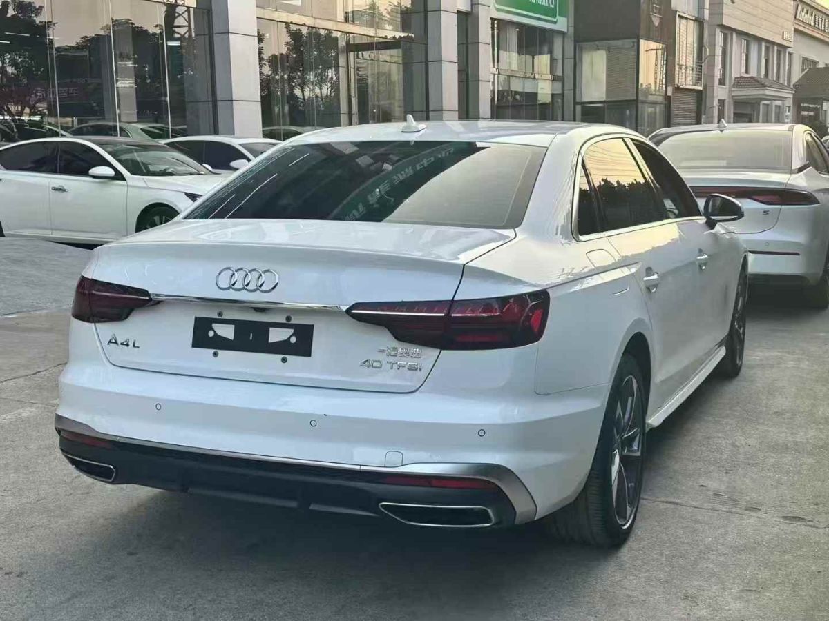 奧迪 奧迪A4L  2022款 35 TFSI 時(shí)尚動(dòng)感型圖片