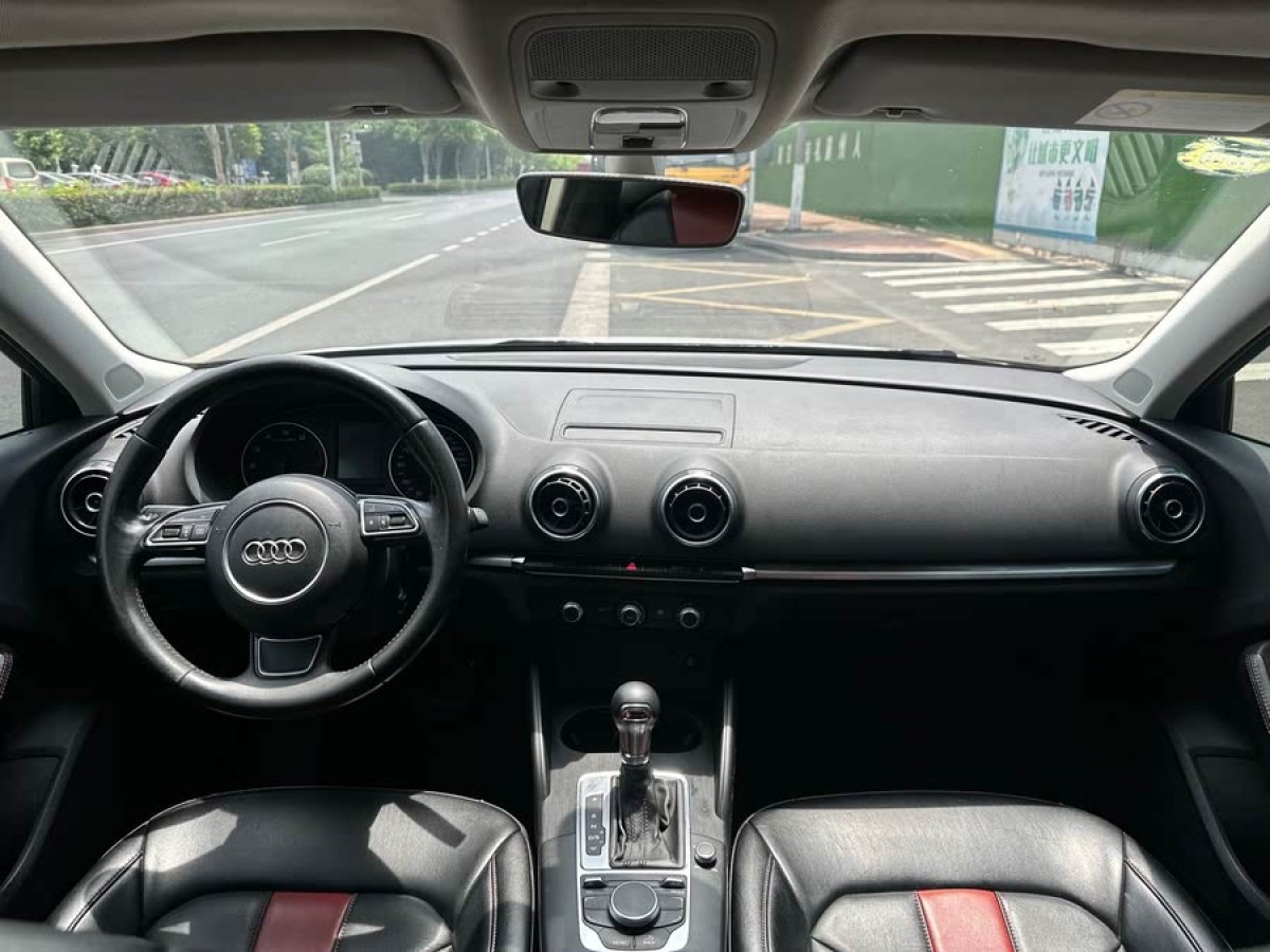 奧迪 奧迪A3  2016款 Sportback 35 TFSI 特別版圖片