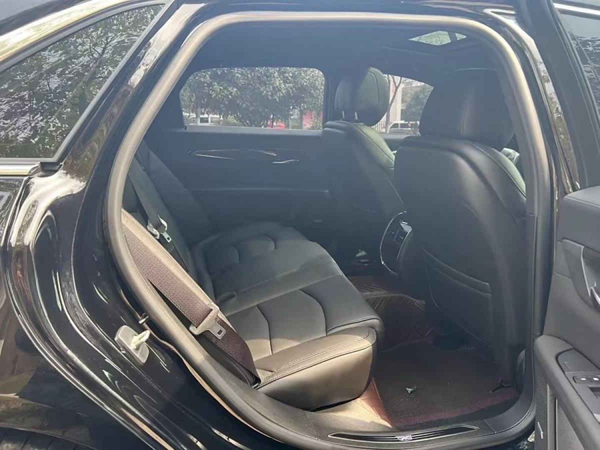 凱迪拉克 CT6  2023款 28T 豪華型圖片