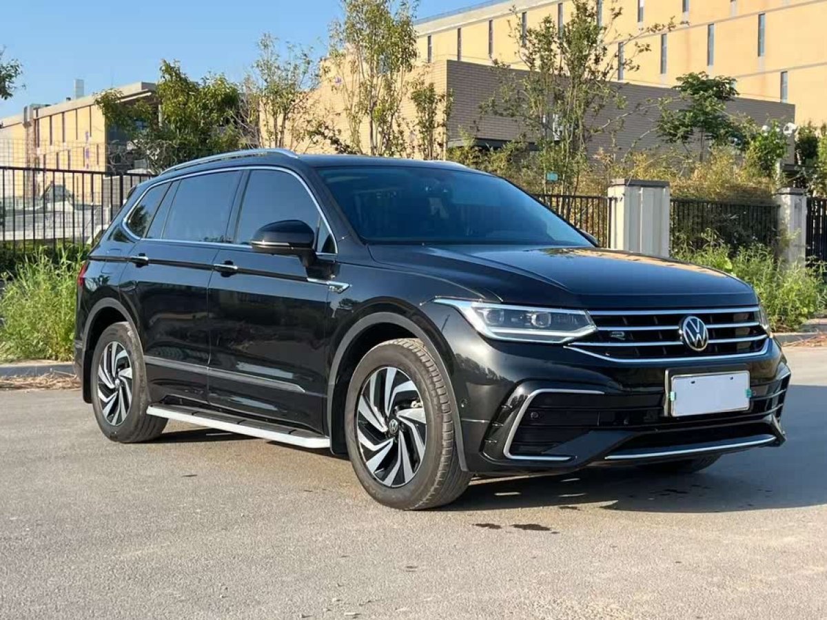 大眾 途觀L  2023款 改款 330TSI 自動兩驅R-Line越享版圖片