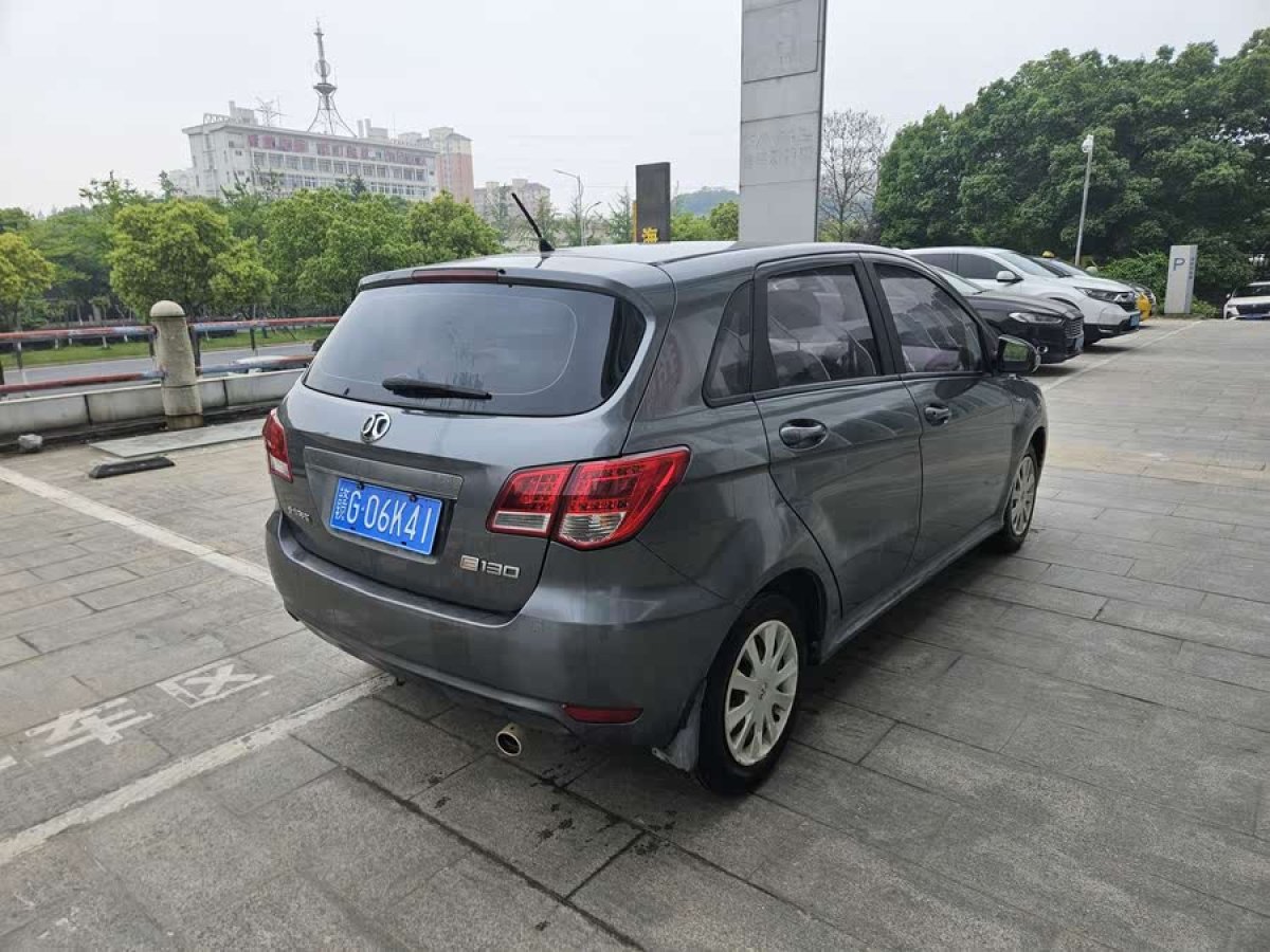 北京 北京汽車E系列  2012款 兩廂 1.3L 手動樂天版圖片