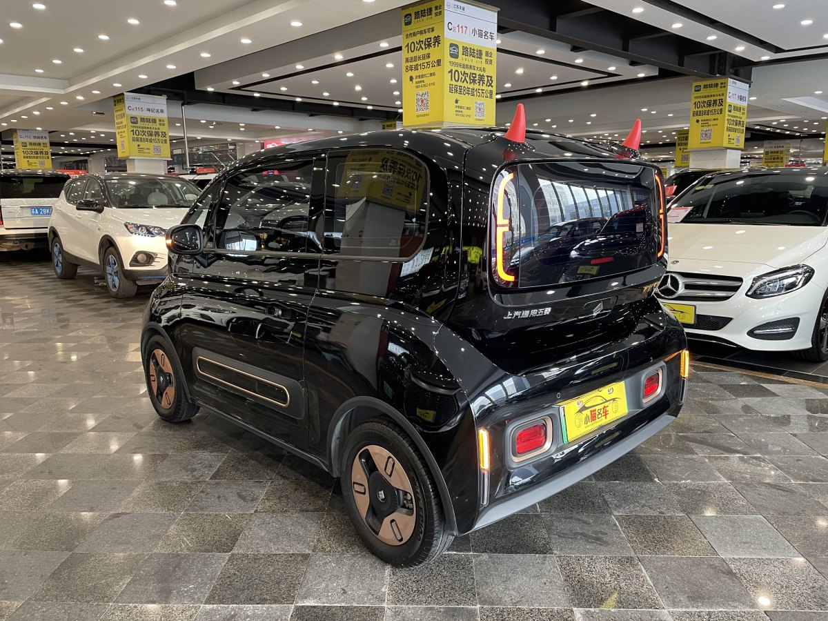 寶駿 寶駿KiWi EV  2021款 藝術(shù)家 三元鋰圖片