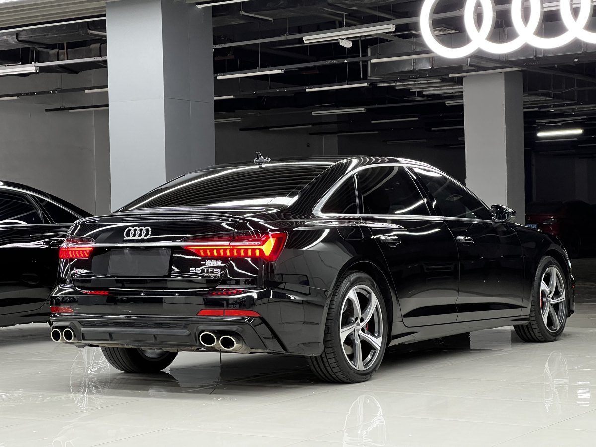 奧迪 奧迪A6L新能源  2020款 55 TFSI e quattro圖片