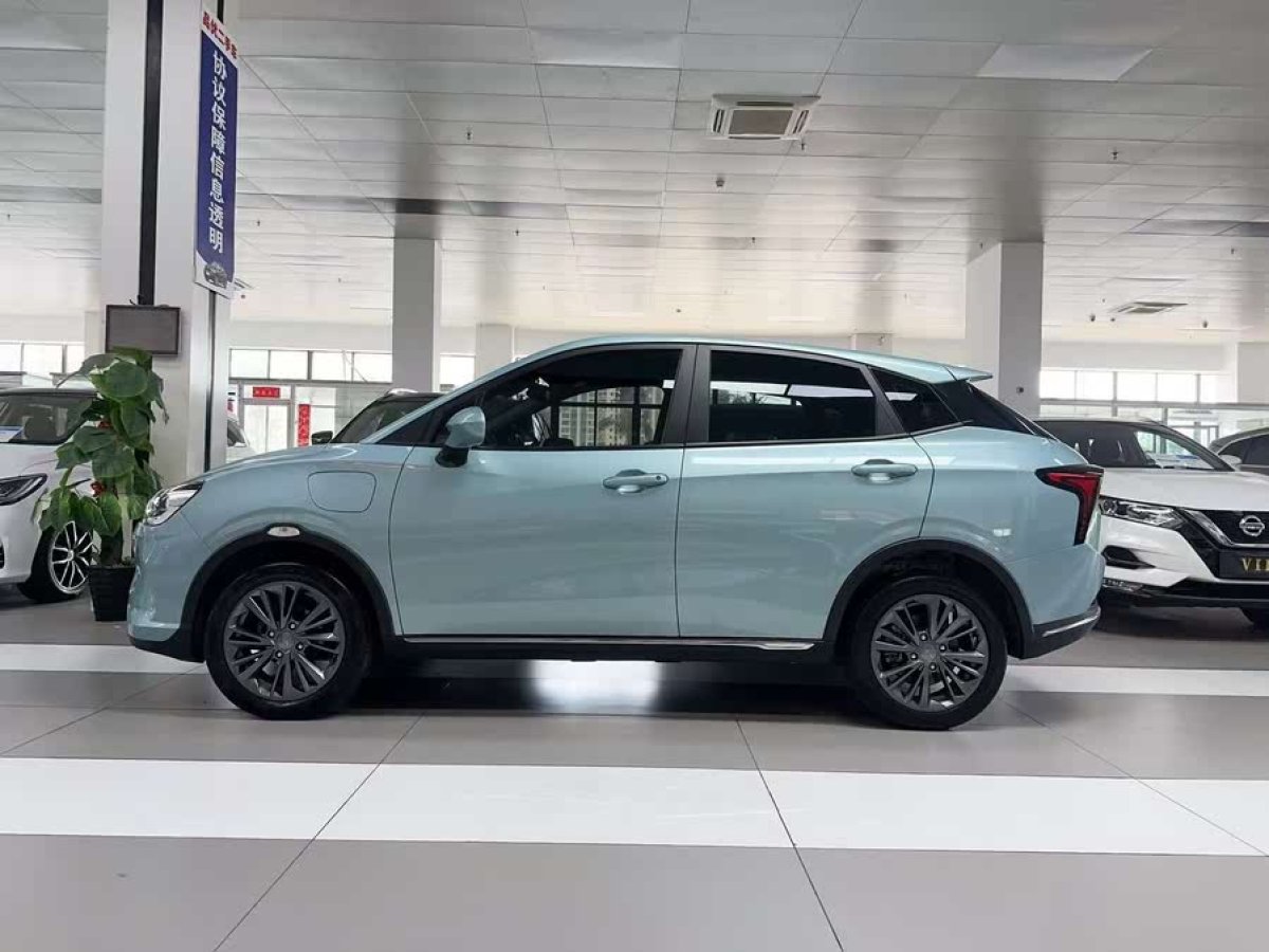 哪吒 哪吒V  2022款 潮 400 行業(yè)定制版圖片