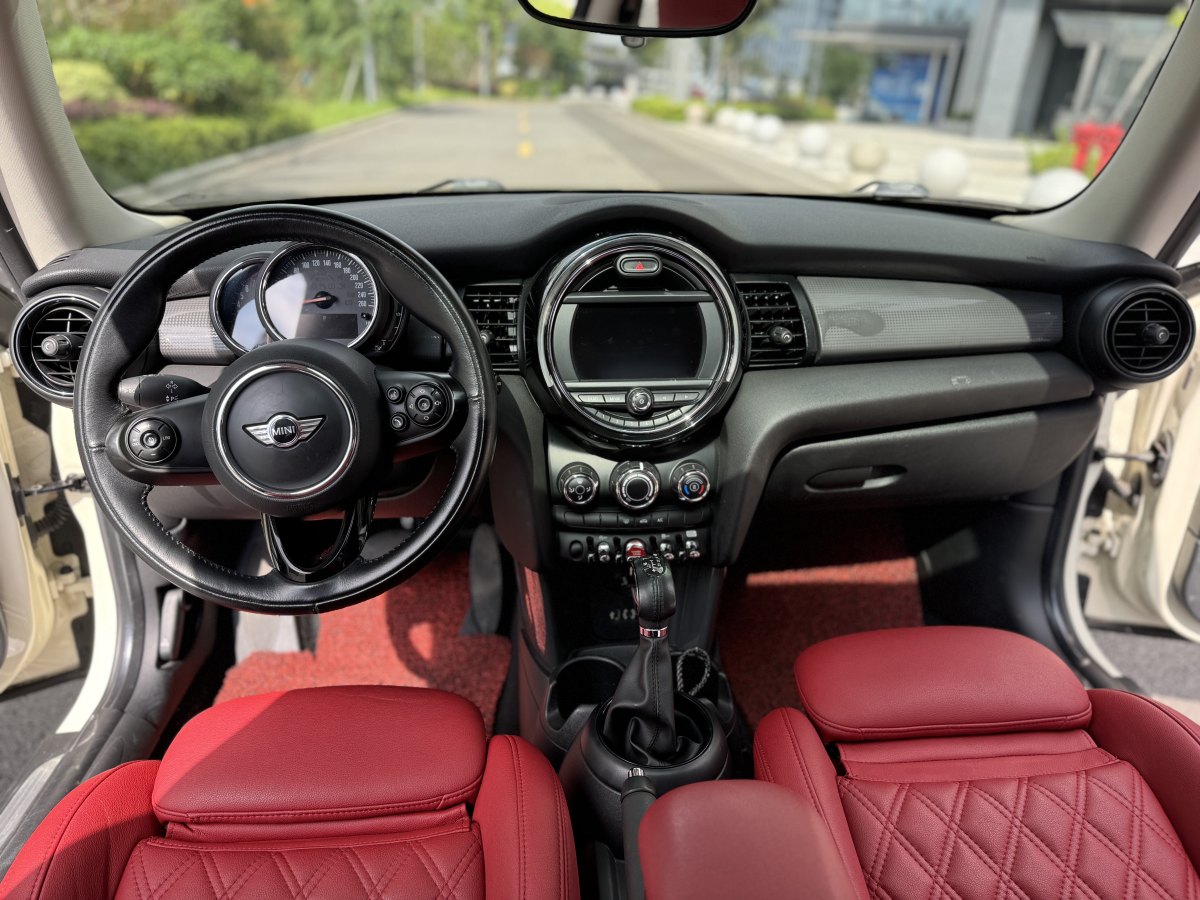 MINI CLUBMAN  2016款 改款 1.5T COOPER圖片