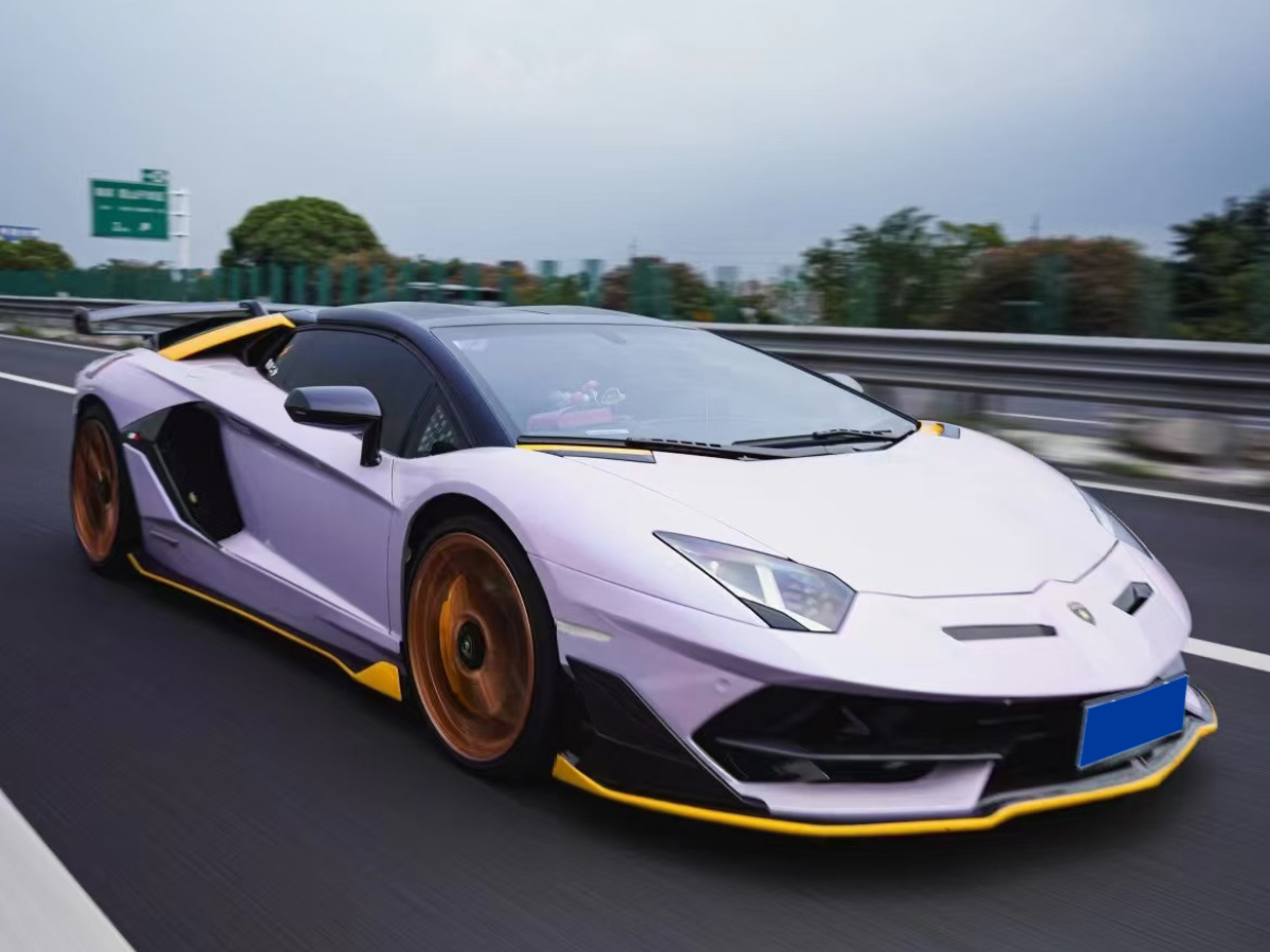 蘭博基尼 Aventador  2013款 LP 700-4 Roadster圖片